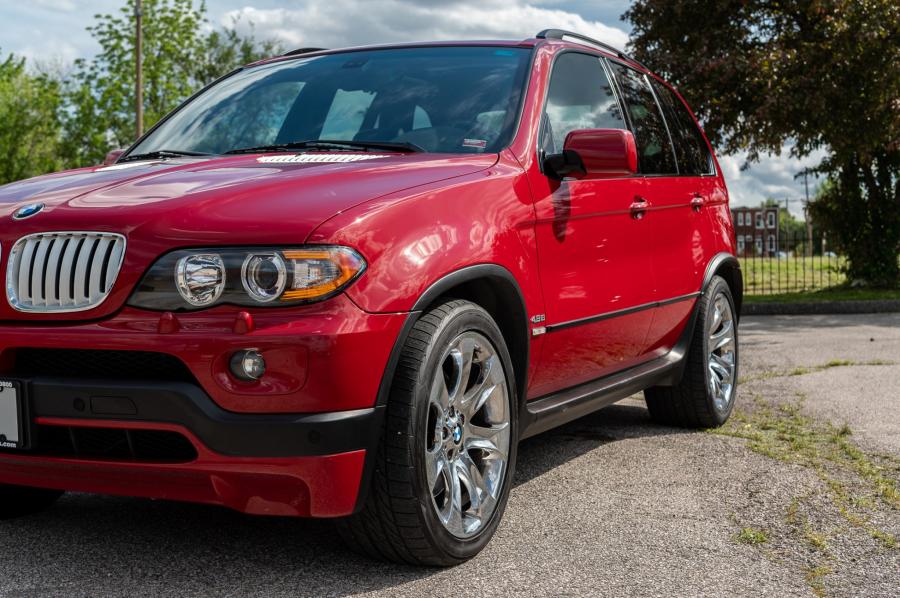 Детали экстерьера BMW X5 4.8is (E53) 2004 года  (NA) (фото 22 из 104)